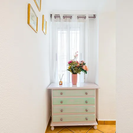 Casita Del Puerto 1 *
